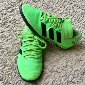 Adidas Size 2 Boys Nemeziz Messi Turf Shoes